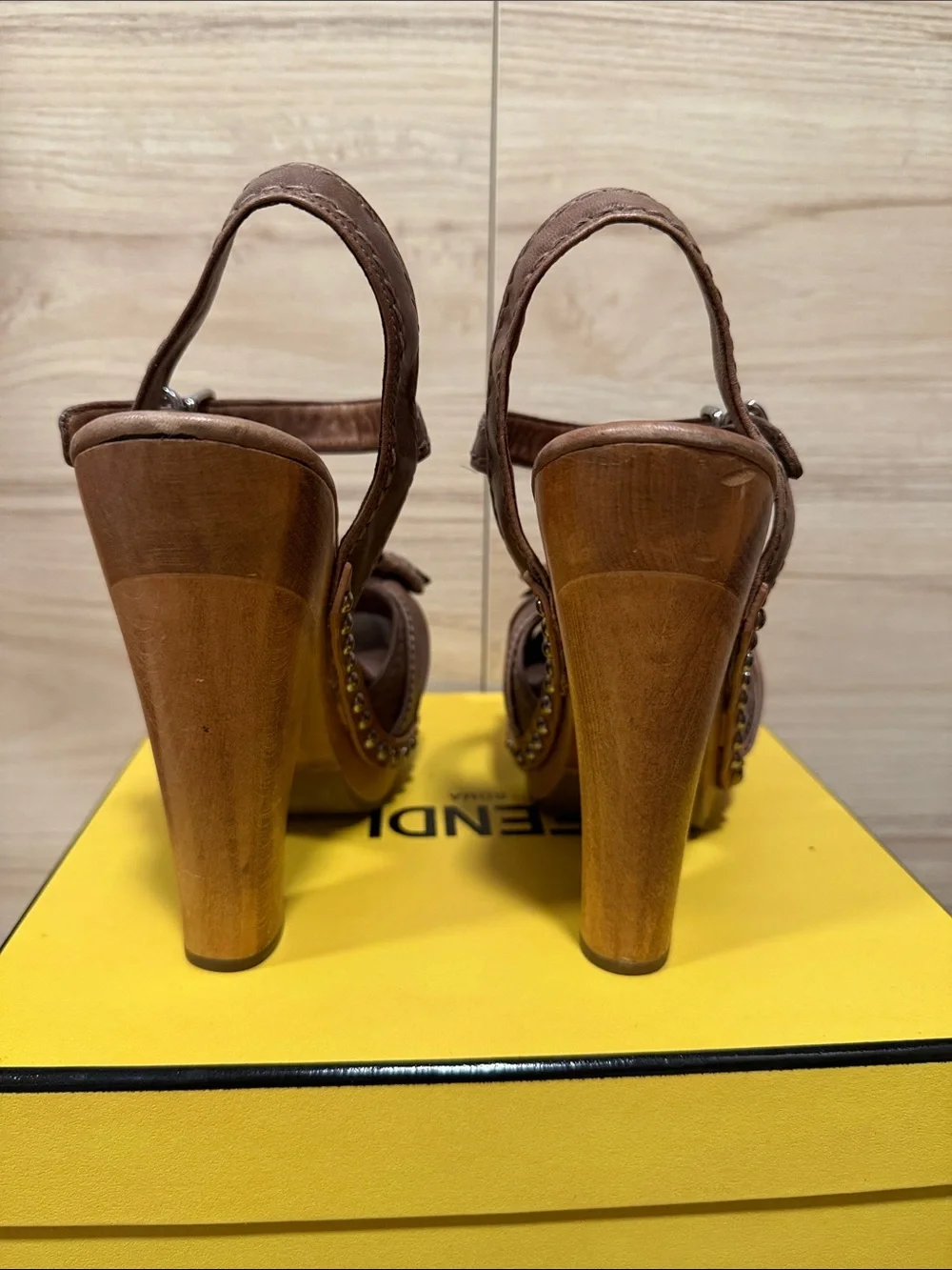 Miu Miu Brown Leather Bow Platform Sandals 39